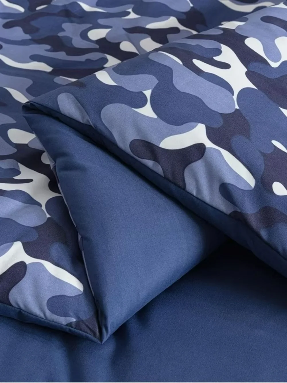 Blue Camouflage Queen 3 piece Comforter Set